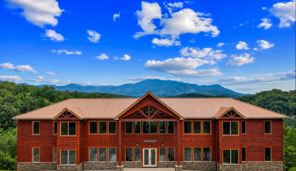 Smoky Mountains All-Inclusive Eclipse Retreat