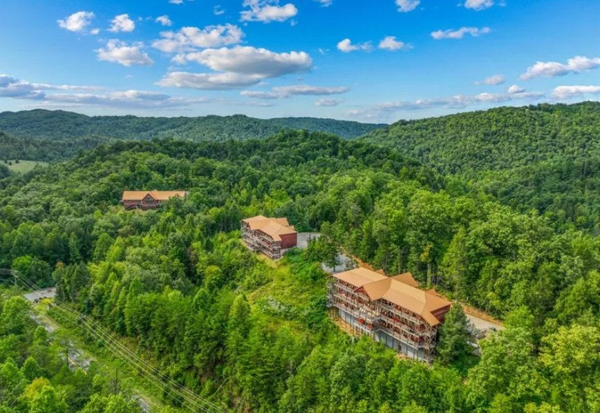 Smoky Mountains All-Inclusive Eclipse Retreat