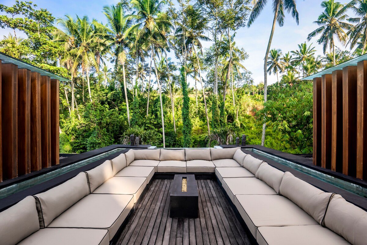Eat • Play • Love • Bali